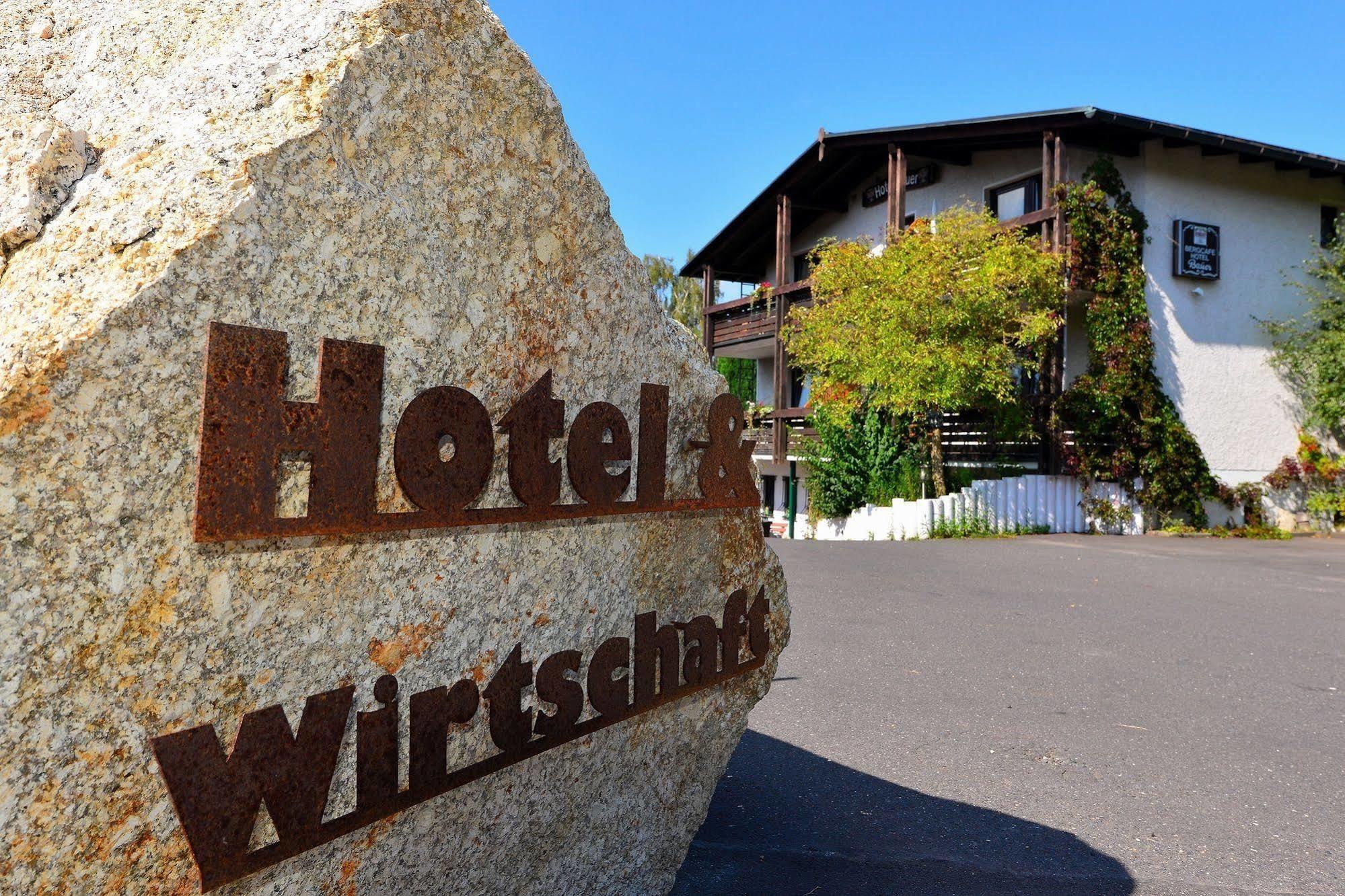 Antjes Schmankerlhotel Und Restaurant Tröstau المظهر الخارجي الصورة